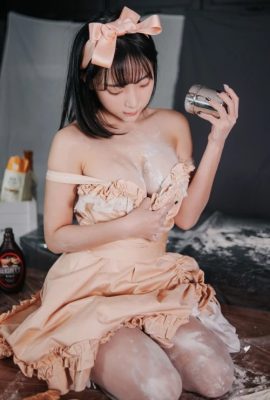 Kang Inkyung 강인경, ArtGravia Vol.142 Photobook Set.02