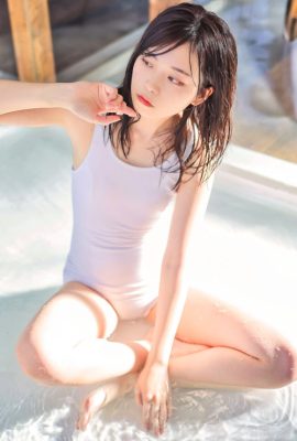 Mimiko Hinaki 姫綺みみこ, 写真集 Wet Color Swimming Race 濡色競泳 Set.01