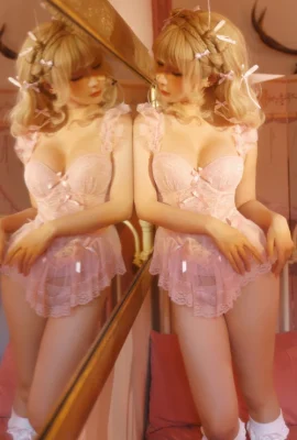 Cosplay 蠢沫沫Chunmomo – 金发蝴蝶结